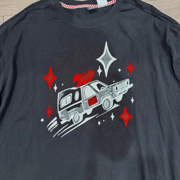 New Disney Shirt Adult 3XL Black Toy Story Pizza Planet Car Long Sleeve Parks - Picture 3 of 6